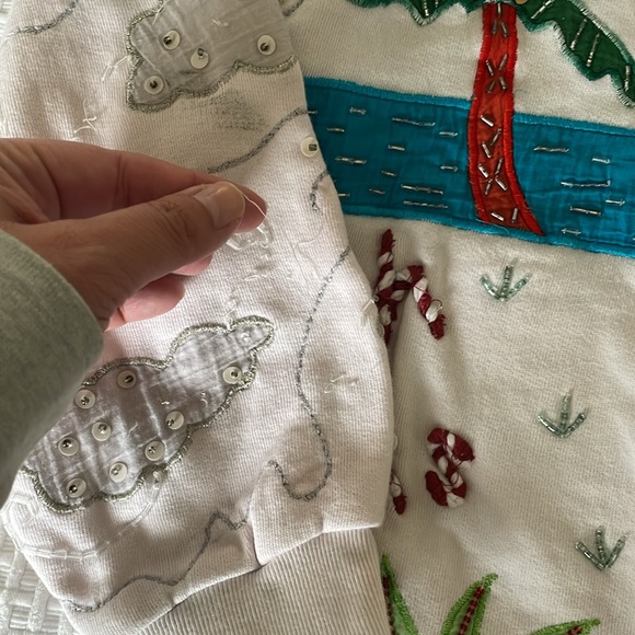 Sequined sea theme sweatshirt. - Picture 3 of 6